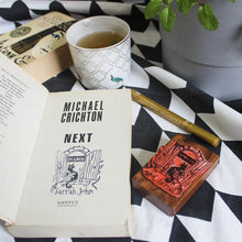 Load image into Gallery viewer, Ex Libris Rubber Stamp ailorophile cat
